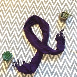 purple scarf